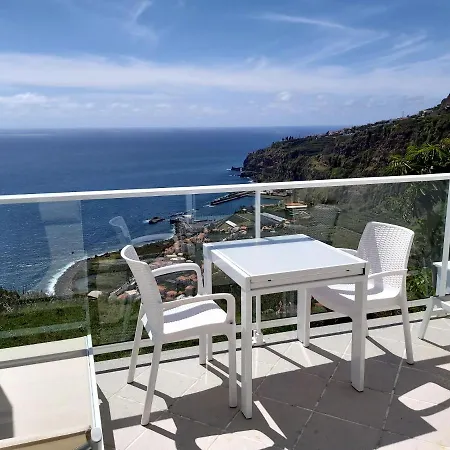 A View For You 2 - Infinity Pool Apartment Ribeira Brava