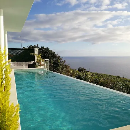 A View For You 2 - Infinity Pool Apartment Ribeira Brava