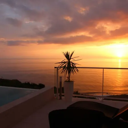 A View For You 2 - Infinity Pool Apartment