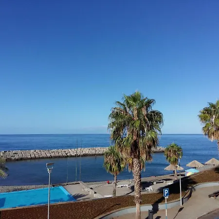 A View For You 2 - Infinity Pool Apartment
